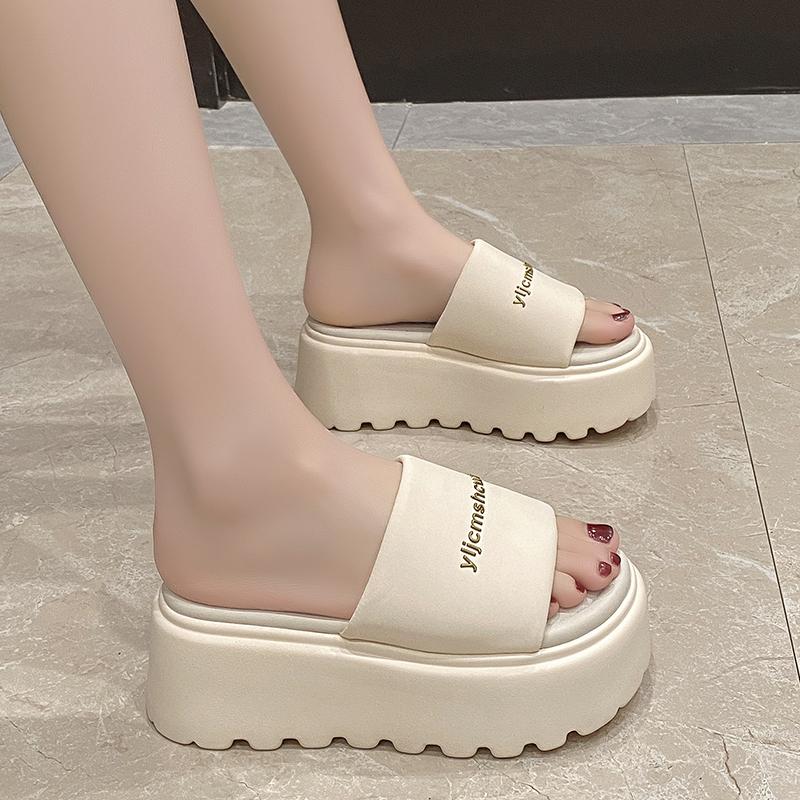 Fashion 7CM Casual Wedge Slippers for Women New Summer Non Slip Platform Sandals Woman Open Toe Comfortable Female Chunky Beach Slippers