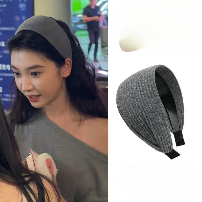 Autumn and Winter Plush Wide-brimmed Hair Band with A High and Elegant Headband On The Top of The Head