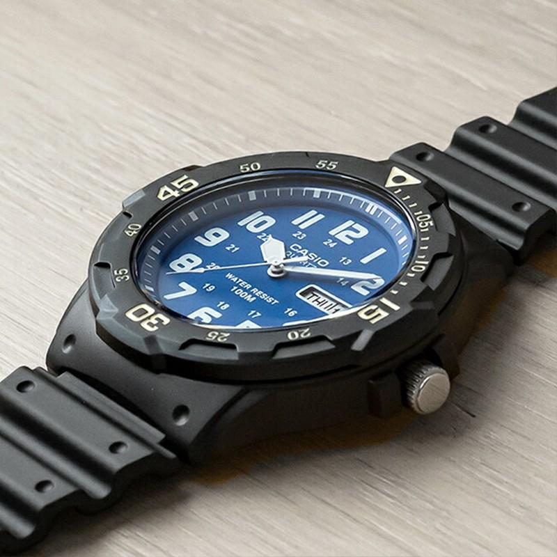 Casio Diver Look Series Waterproof Quartz Watch Resin Strap Men watches Blue MRW-200H-2B2