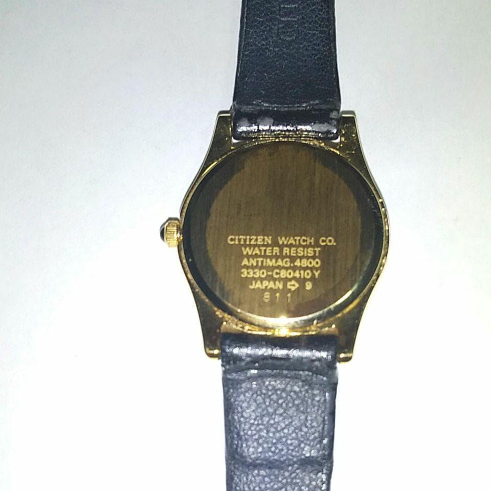 Bateria Usada substituída Relógio feminino CITIZEN EXCEED dourado quartzo