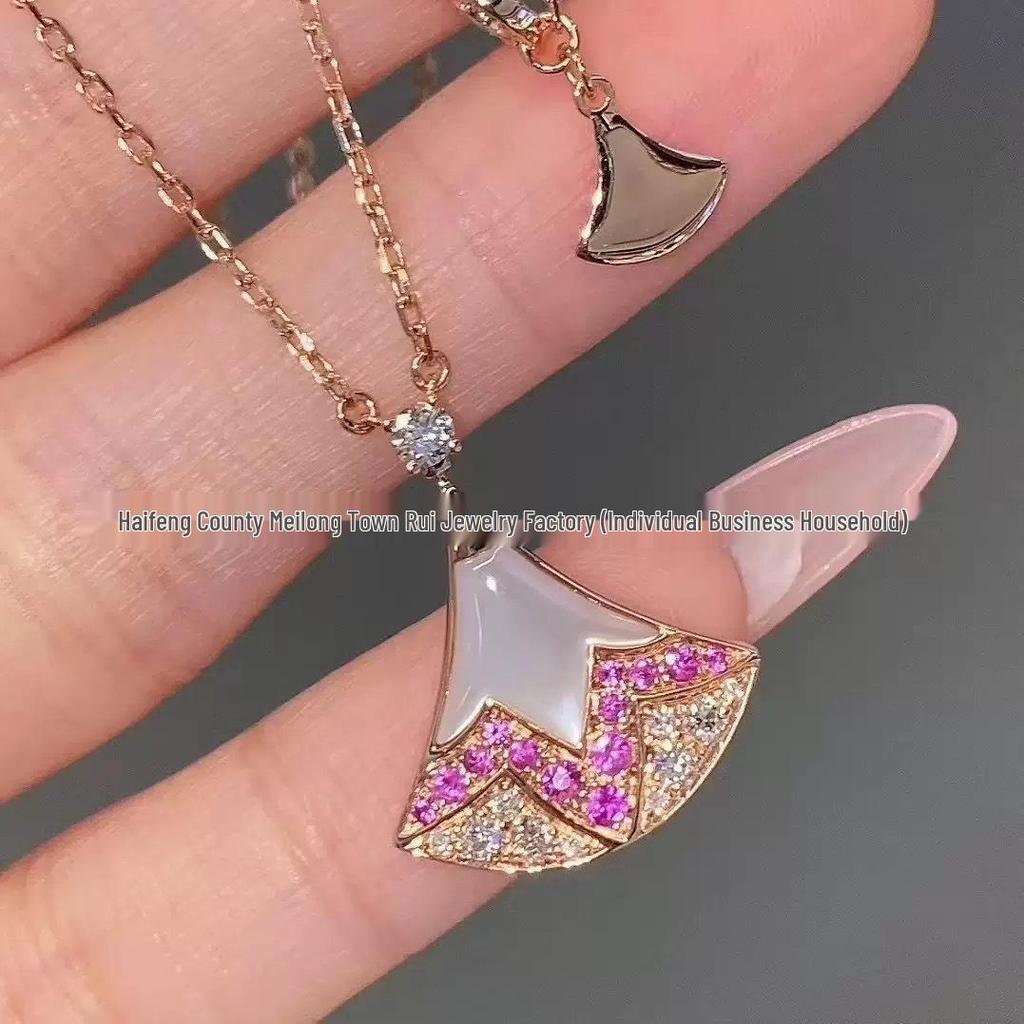 Qixi Gradient Pink Diamond Necklace: Women's Natural Mother-of-Pearl, 18k Rose Gold-Plated Pendant, Clavicle Chain