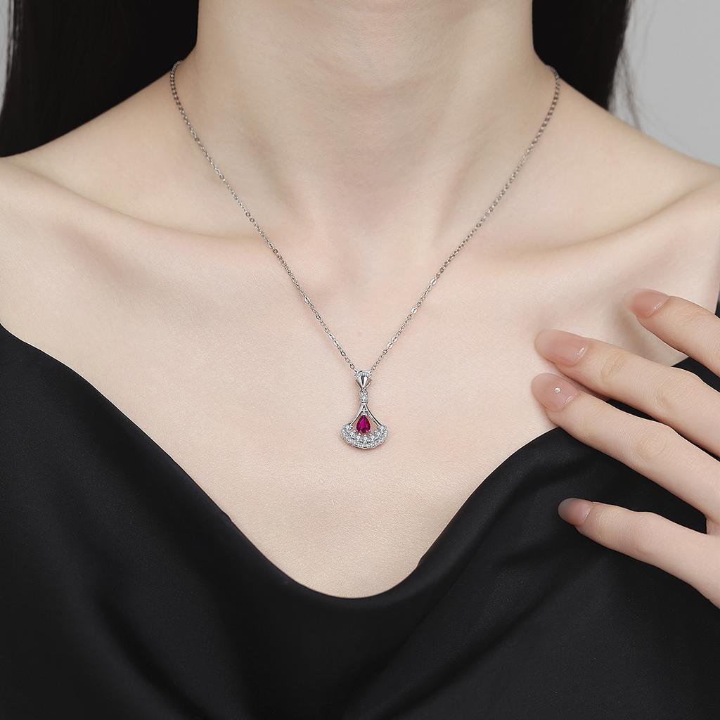 S925 Silver Water-drop Gemstone Zircon Necklace for Women, with a Unique Design, Suitable for a Petite Dress. Pendant.