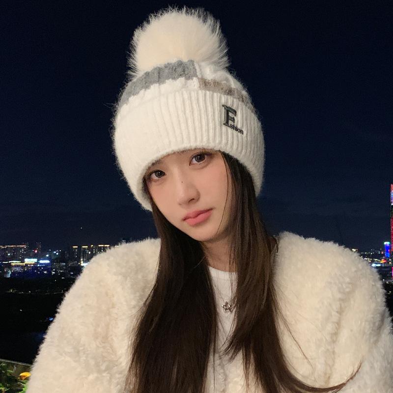 Women's Color Matching Knitted Wool Hat, Cute Hairball Thermal Hat, Autumn and Winter Cold-proof Ear Hat