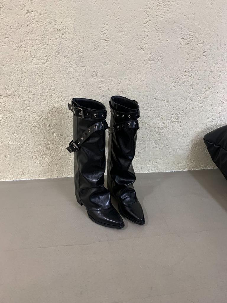 Western Cowboy Boots Pleated Pile Pile Knight Boots Punk Thick Heel Pointed Pants Boots Belt Buckle Boots