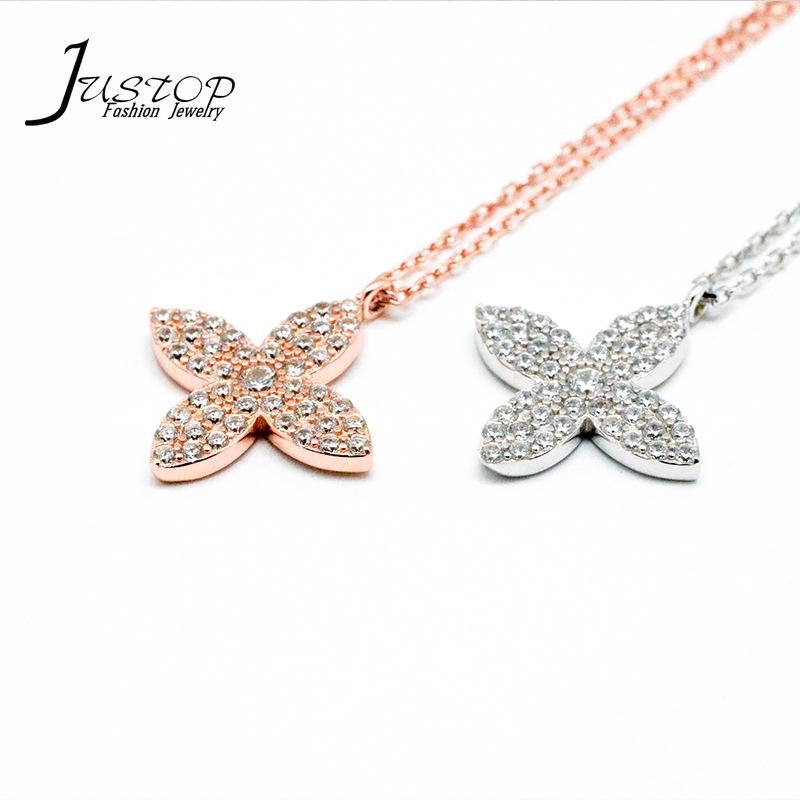 Collana Quadrifoglio con Diamanti Incastonati per Donna con Design di Nicchia Semplice e Versatile Catena Clavicola
