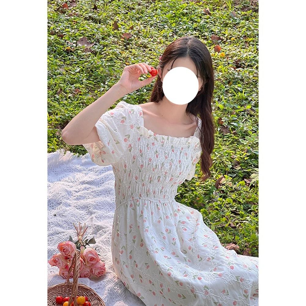 Square collar floral dress women's summer new small Mori super fairy small fresh and thin medium and long skirt