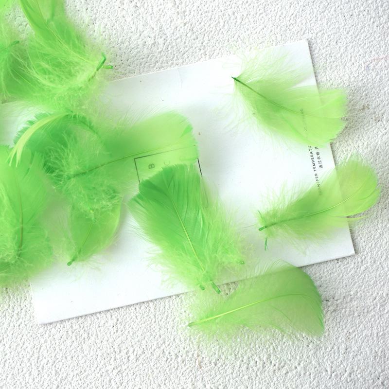 50Pcs Macaron Color Small Feathers 5-8Cm Goose Feather Small Floating Bobo Ball Balloon Filling Decorative Material