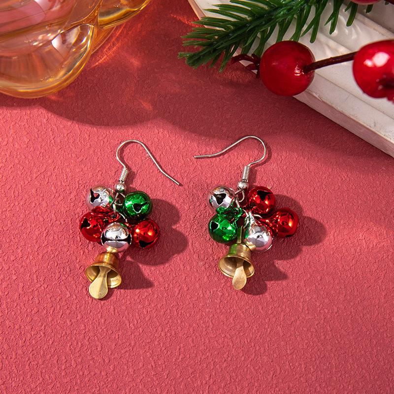 Europäische und amerikanische Weihnachts-Steckohrringe 1 Paar Kombinationsset Schneeflocke Elch Weihnachtsbaum Legierung Atmosphäre Ohrringe Ohrringe Schmuck