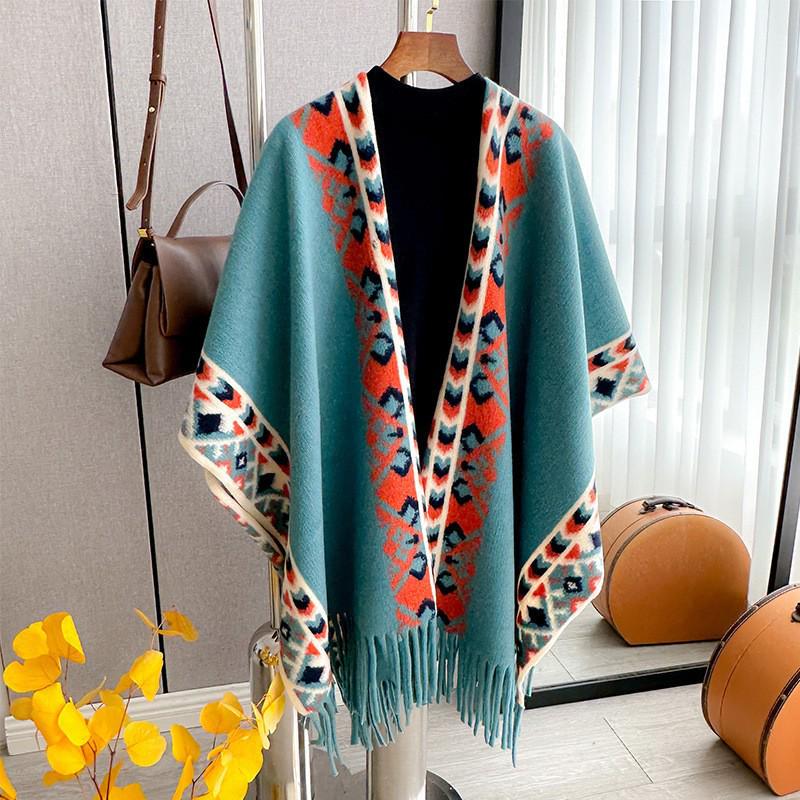 High-End Ink Painting Women's Autumn Winter Shawl Cloak - Warm Travel Cape Outerwear