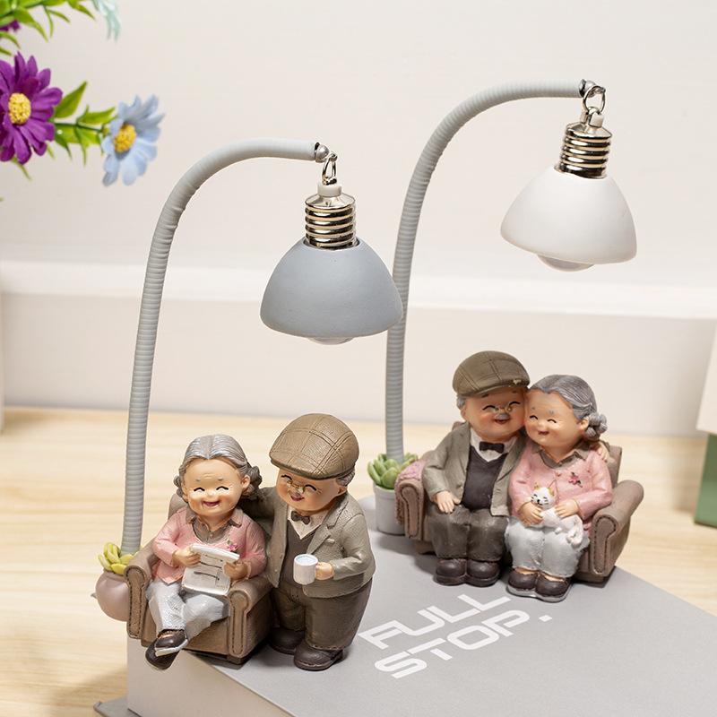 Creative Wedding Anniversary Decorations Valentine's Day Gifts for Couples Elderly Couples Home Desktop Decorations Desk Lamp