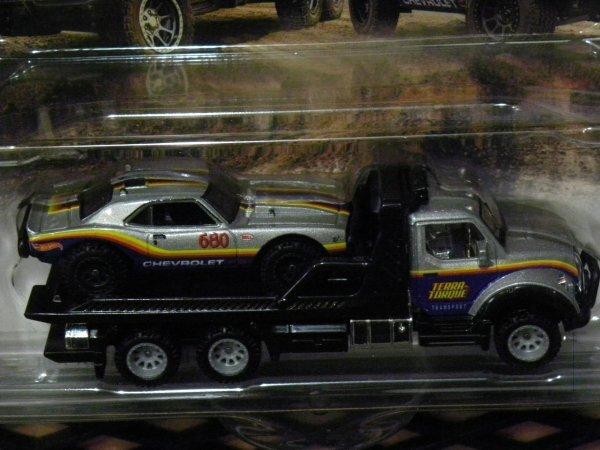 Hot Wheels OFF ROAD CAMARO Team Transport Premium Model '67 TOUT-TERRAIN TERRA-TORQUE