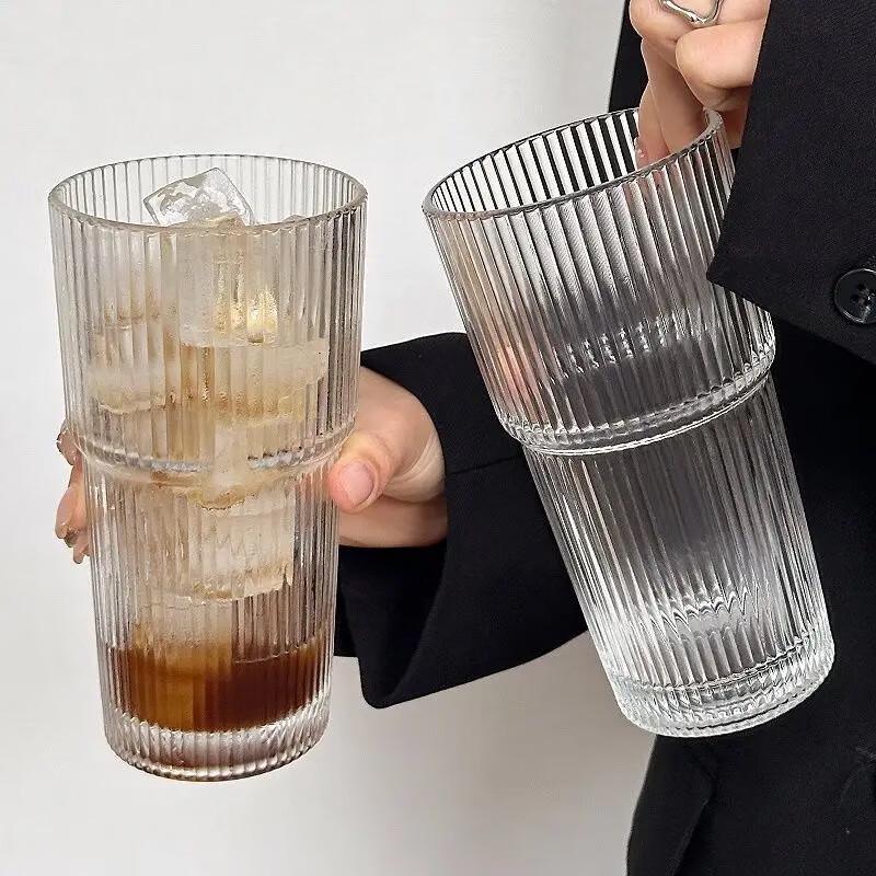 

Zhaoran INS 600ml Vertical Stripe Glass Straw Cup with Lid (Set of 2)