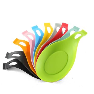 1 Pcs Kitchen Silicone Spoon Rest Heat Resistant Insulation Mats Saucers Rice Spoon Racks Food Grade High Temperature Spoon Put Mat