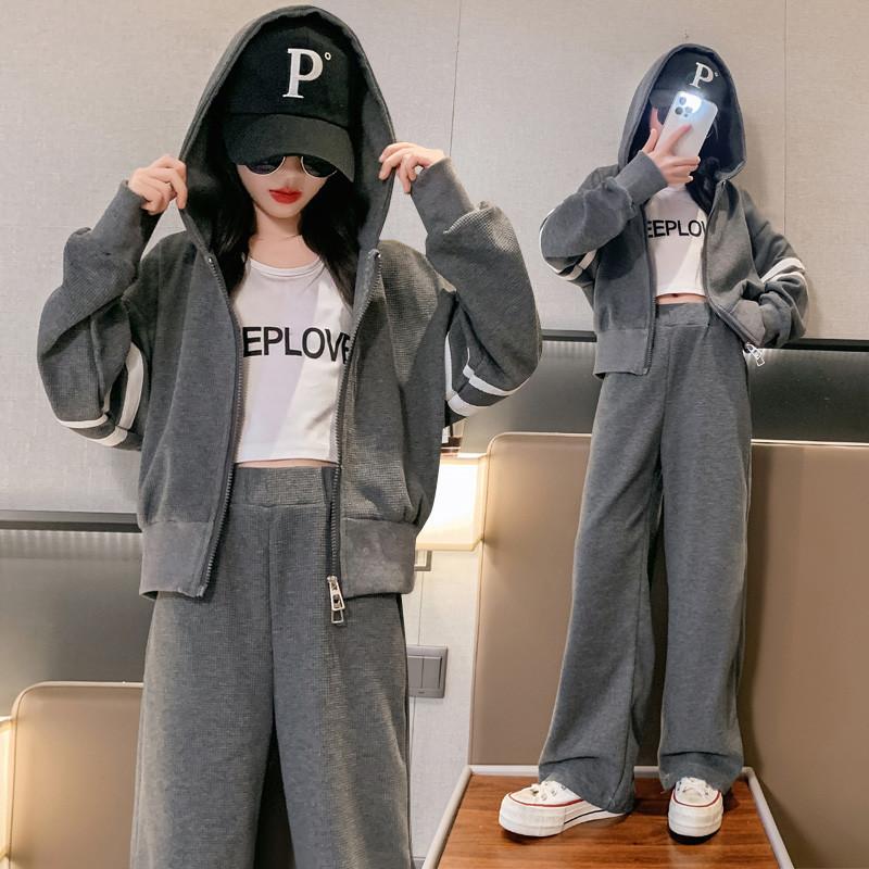 

Girls Spring Hooded Suit with Hoodie and Wide-leg Pants 120 чорний