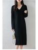 2025 Nowa Koreańska Sukienka Wełniana Dzianinowa o Długości Midi z Dekoltem V na Jesień i Zimę
