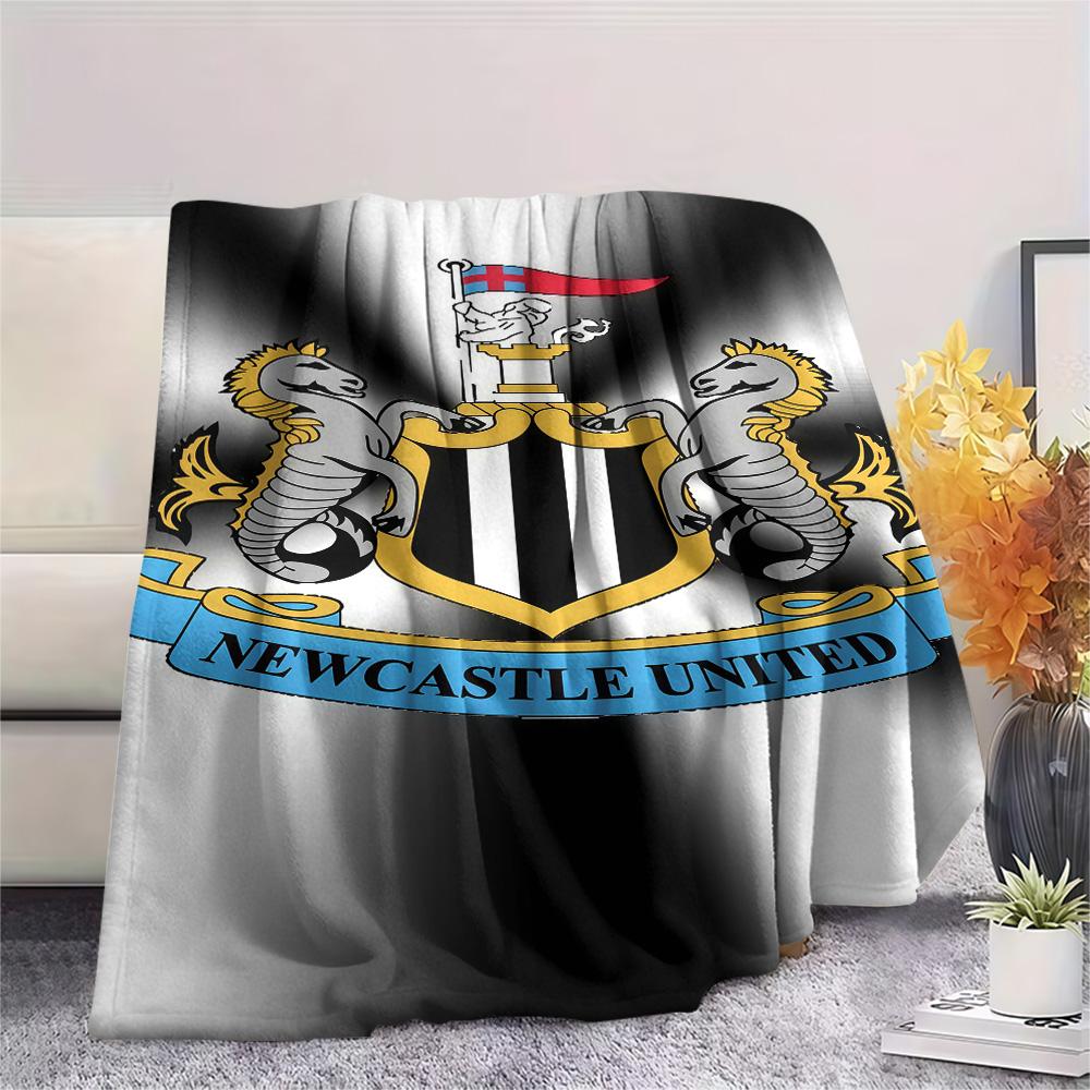 NUFC proter logo Print FlAannel Blanket, High quality Comfortable for All Seasons, Home Decor, Warmth and Comfort