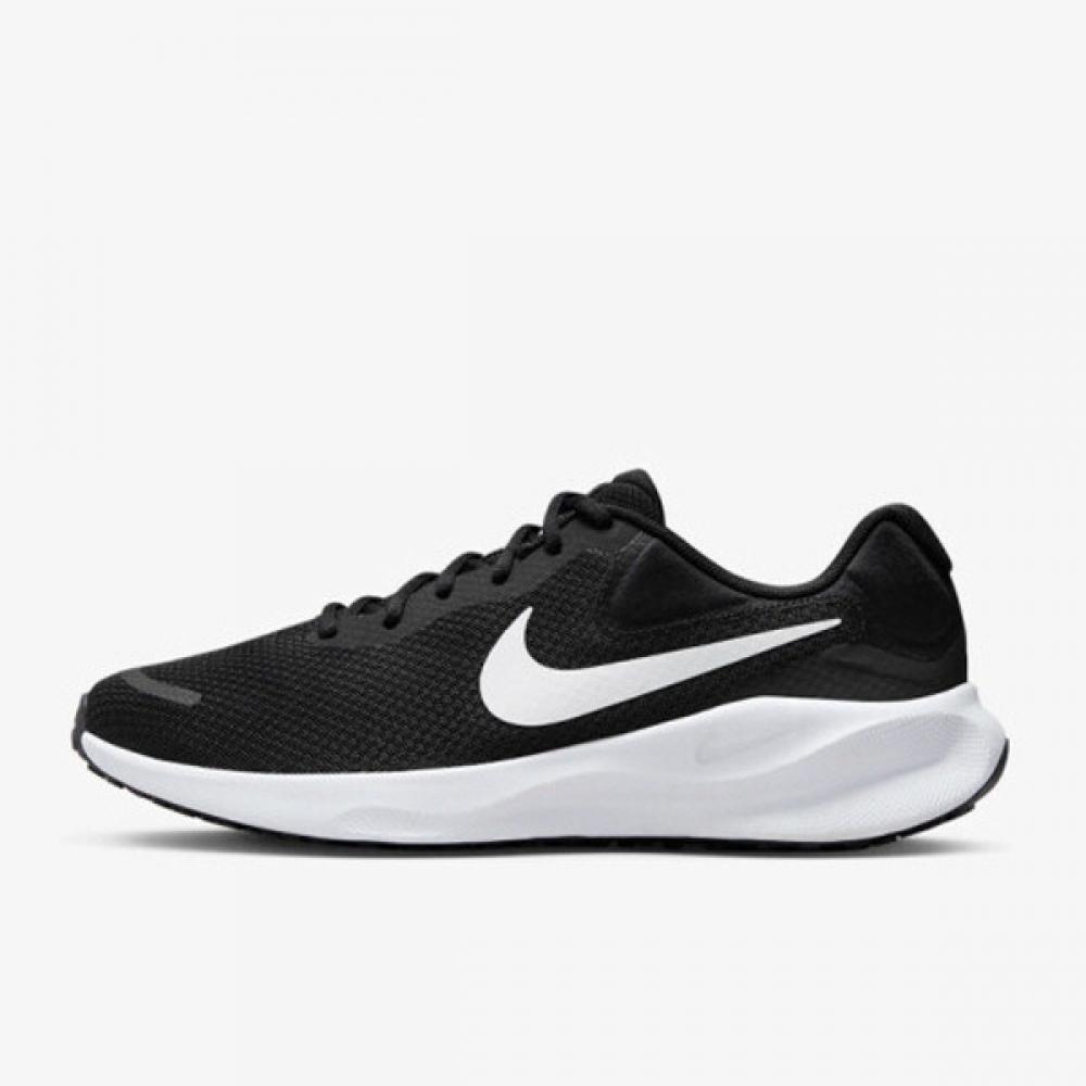

Кроссовки Nike Revolution 7 из универмага Тэгу