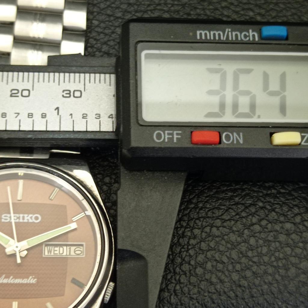 GENUINE VINTAGE SEIKO AUTOMATIC 7009A JAPAN MENS BROWN DIAL WATCH A701596-5