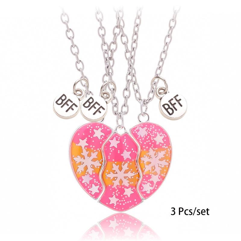 Magnetic Snowflake Heart Necklace: Three-Person Bestie Jewelry - Perfect Holiday Gift