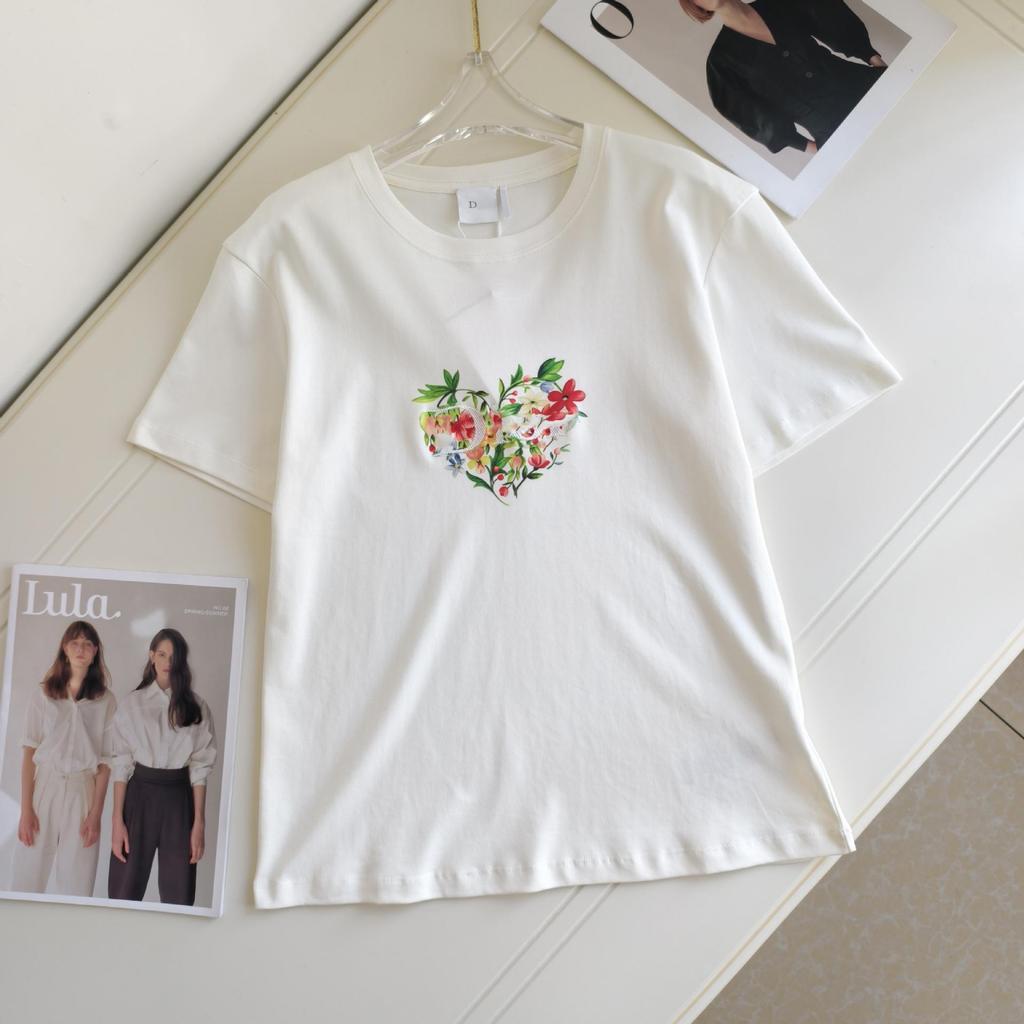 High-Quality European 3D Heart Letter Embroidered Round Neck T-Shirt