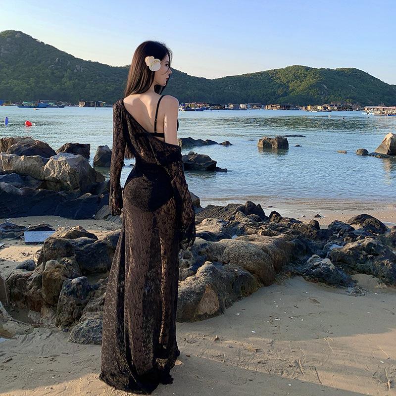Premium sense pure desire, black lace micro-perspective dress, thin sexy hot spring vacation sunscreen blouse
