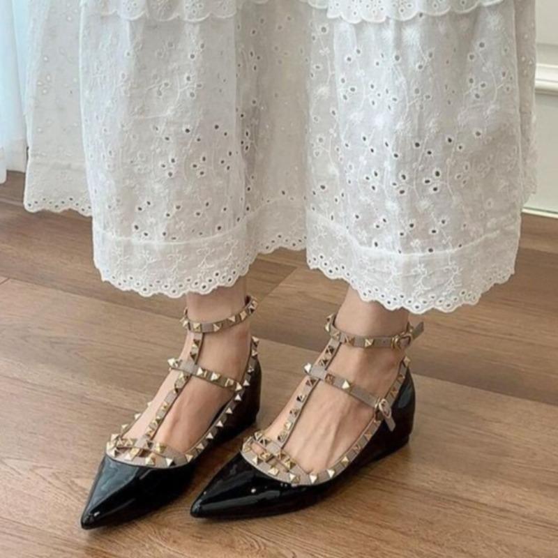 

Fashion Inner Heightened Single Shoes Autumn New Pointed Toe Shallow Rivet One Strap Soft Sole Non-Slip Low Top Shoes 35 чёрный