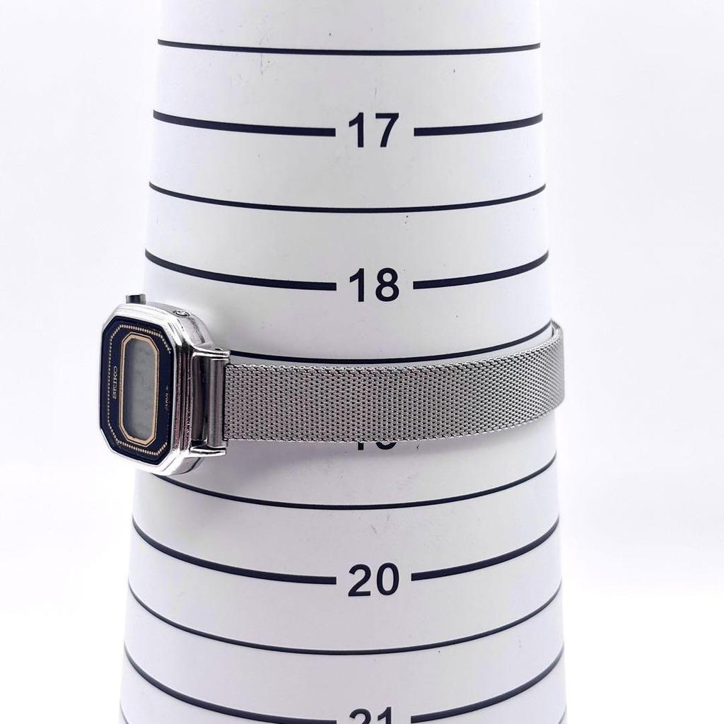 [USED] Rare Seiko Women's Watch with Digital Dial and Working Battery.