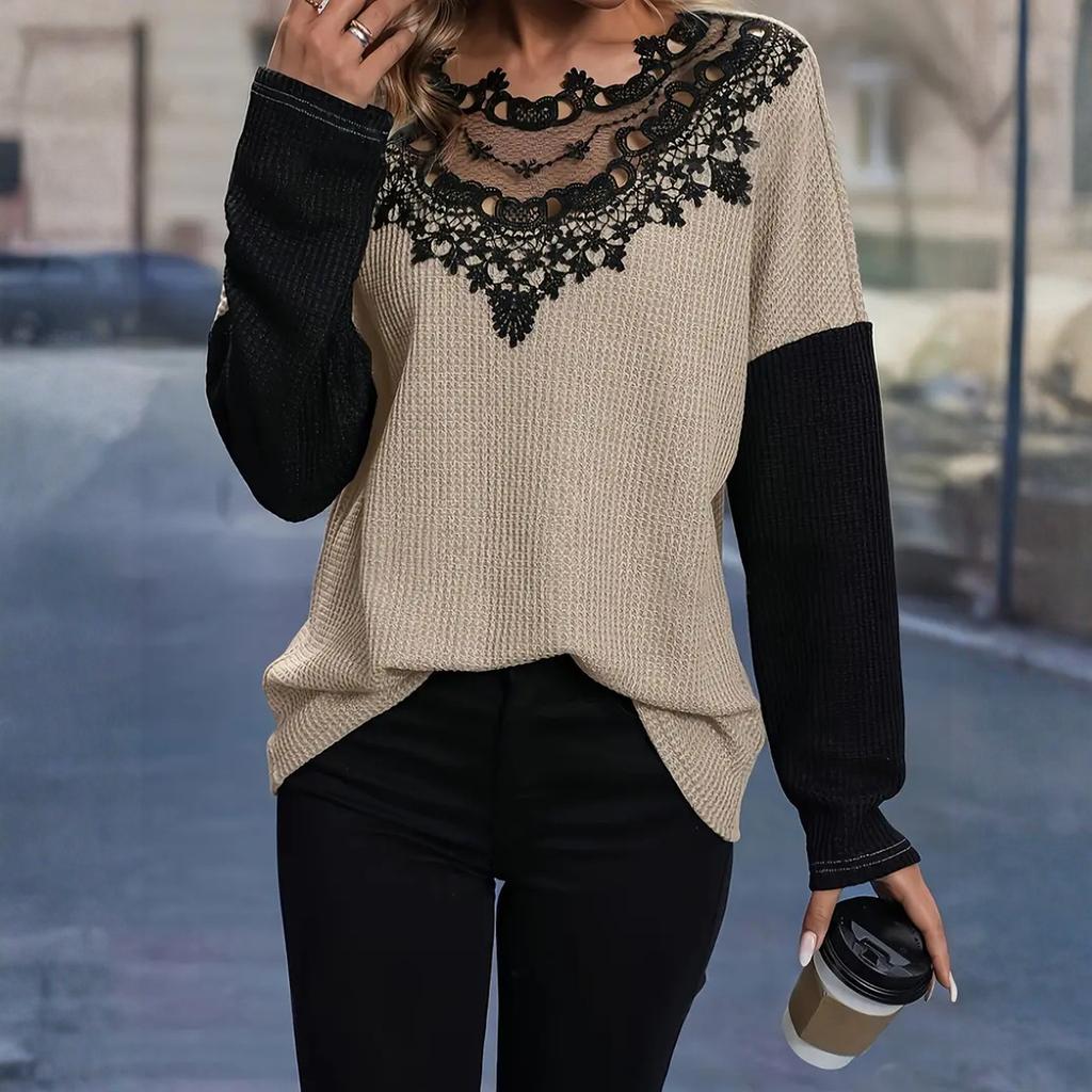 Women's Loose And Comfortable Lace Patchwork Hollow Loose Long Sleeved Top