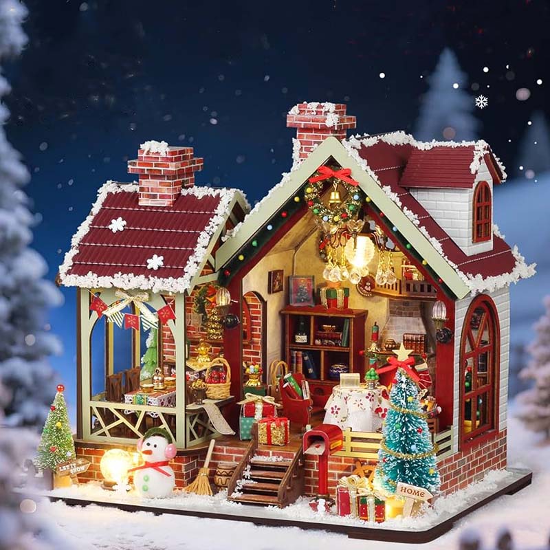 Miniature DIY House - Santa` Hut*