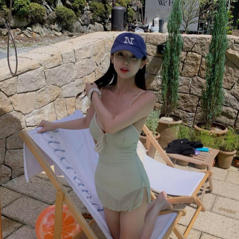 

New Swimsuit Women s High-end Sexy One-piece Skirt Conservative Small Chest Belly-covering Slimming M