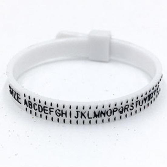 Plastic Ring Size Ruler Gauge Jewelry Finger Circle Surrounding Measuring Tool