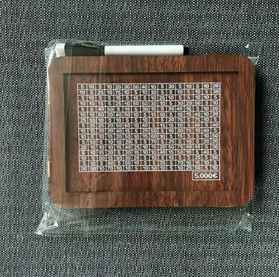 Decorative Wooden Piggy Bank: Stores Banknotes & Coins, Ideal for Digital Savings Plan