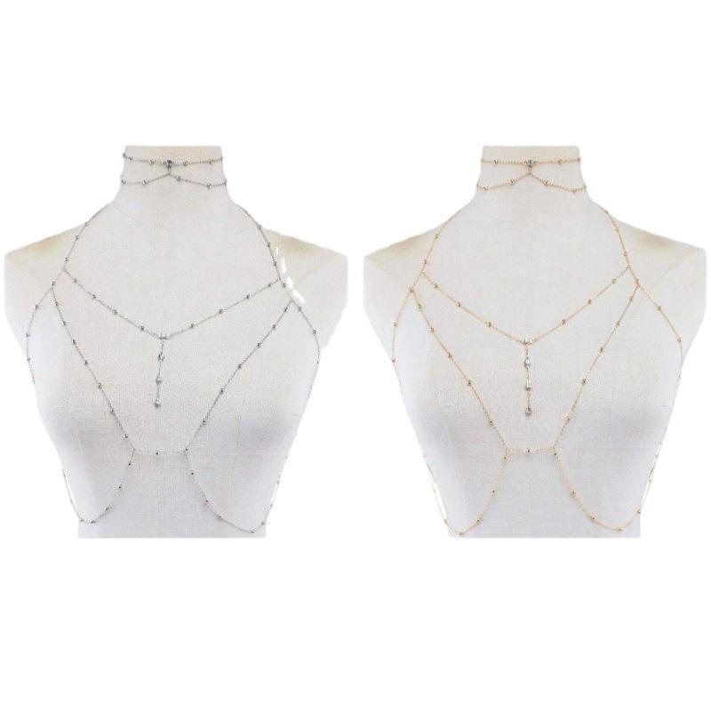 Sexy tief ausgeschnittenes diamantbesetztes Halsketten-Accessoire. Kupferperlen-Netzkörperkette für Damen.