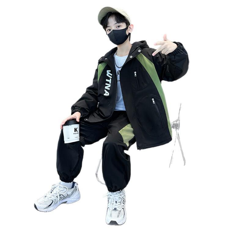 Chłopięcy zimowy zestaw polarowy 2025: Gruby dwuczęściowy komplet z bawełnianym wypełnieniem dla starszych dzieci