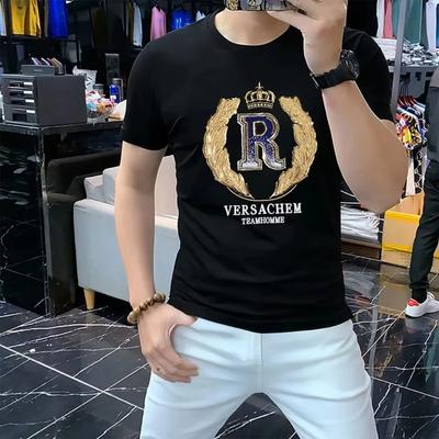 T-shirt Ανδρικό Νέο Καλοκαίρι 2023 Κοντομάνικο Γράμμα Στέμμα Κεντημένο με Πούλιες Λαιμός Ο Εφαρμοστό Κόκκινο Τοπ Πολυτελές Τάση Πάρτι Ανδρικά Ρούχα