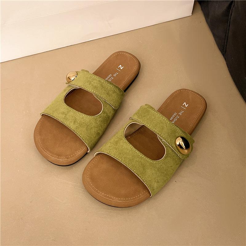 

Тапочки женские крутые тапочки 2025 новые летние сандалии с открытым носком на плоской подошве с металлической пряжкой на толстой подошве полушлепки 40 зелёный