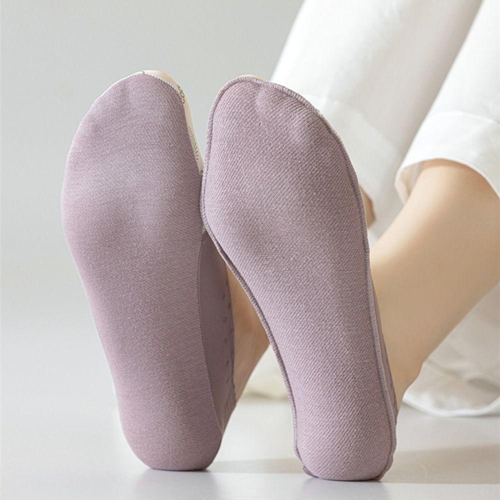 

Low Tube Printed Boat Socks Solid Color Ice Silk Socks Comfortable Sock Slippers Women белый