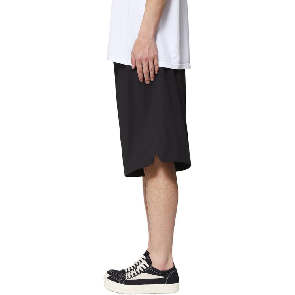 Fear of God Essentials Nyon Relaxed Shorts Jet Black Men Bottoms 160SP244124F