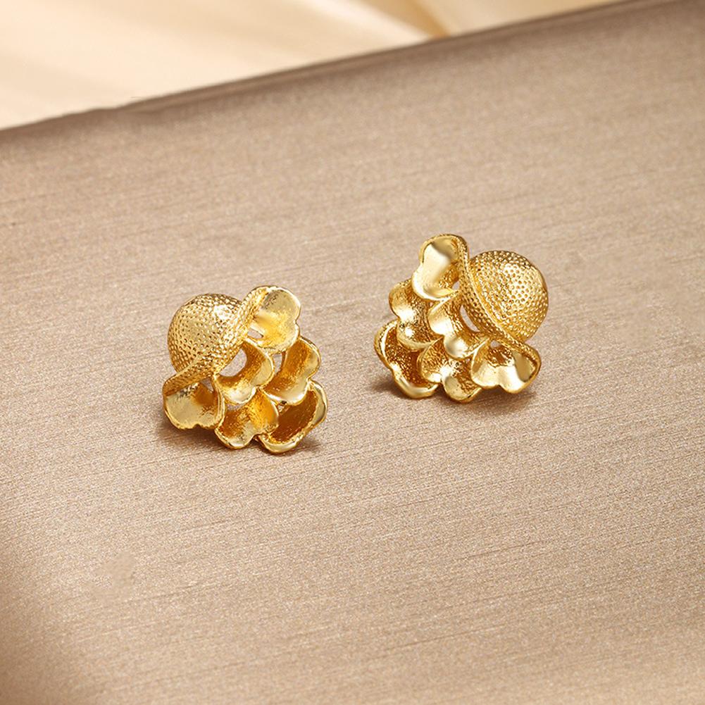 Vintage Earrings Flowers Ear Studs For Girl Simple Jewelry Fashion Classic Earrings Jewelry Party Gifts