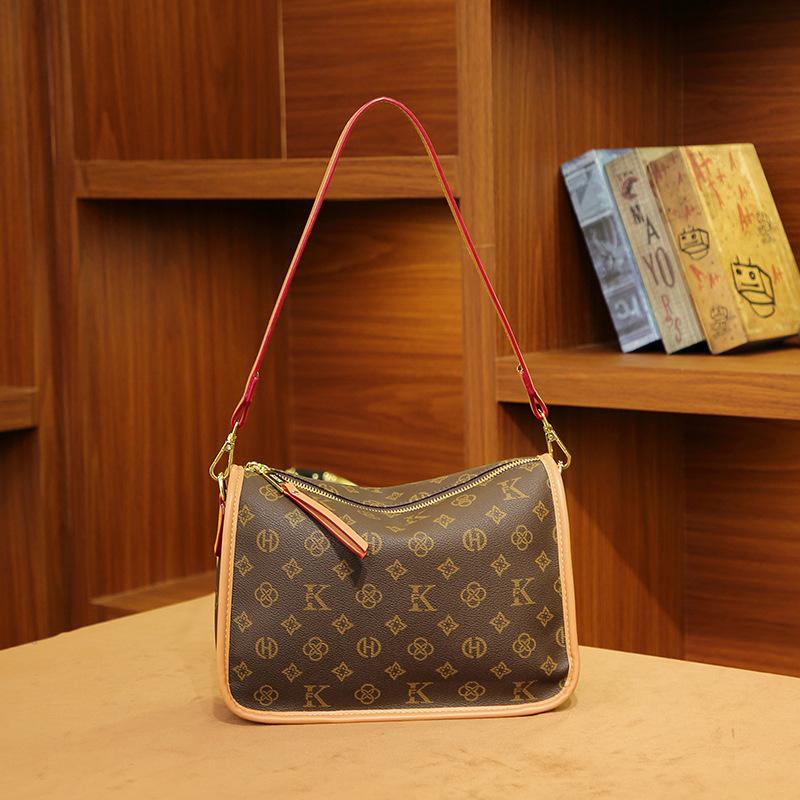 Popular underarm bag women's fashion large-capacity commuter bag women's broadband shoulder messenger bag