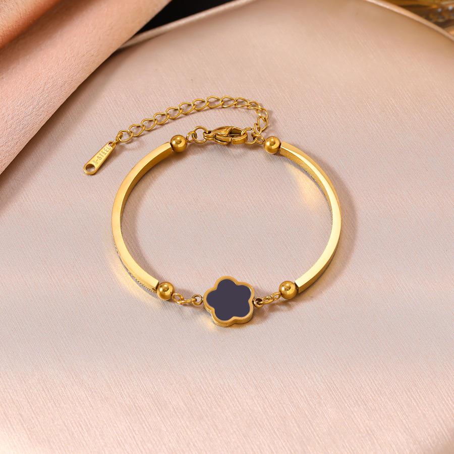 Elegant Four-Leaf Clover Bracelet: 18K Gold Stainless Steel, Luxurious Gift for Her