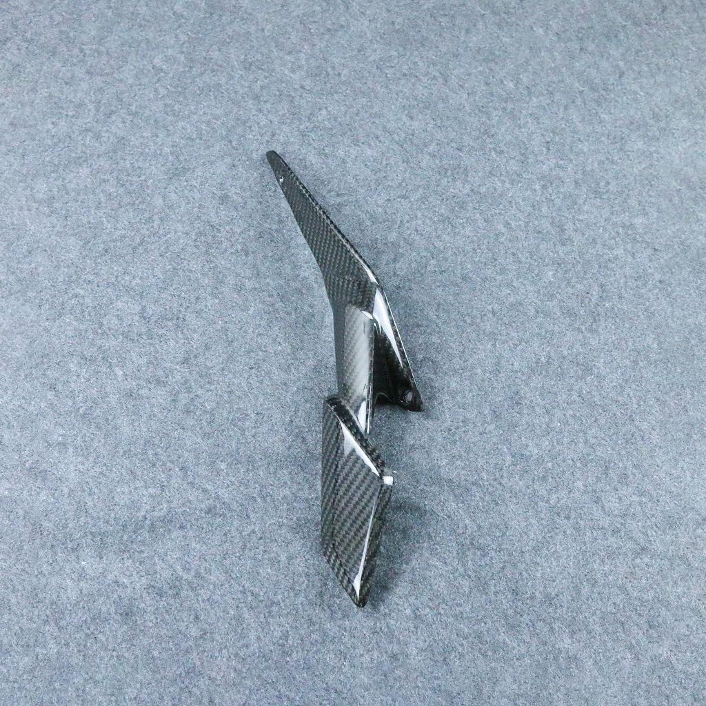 Enhanced Carbon Fiber Chain Cover for MV Agusta Superveloce 800 (2020+)