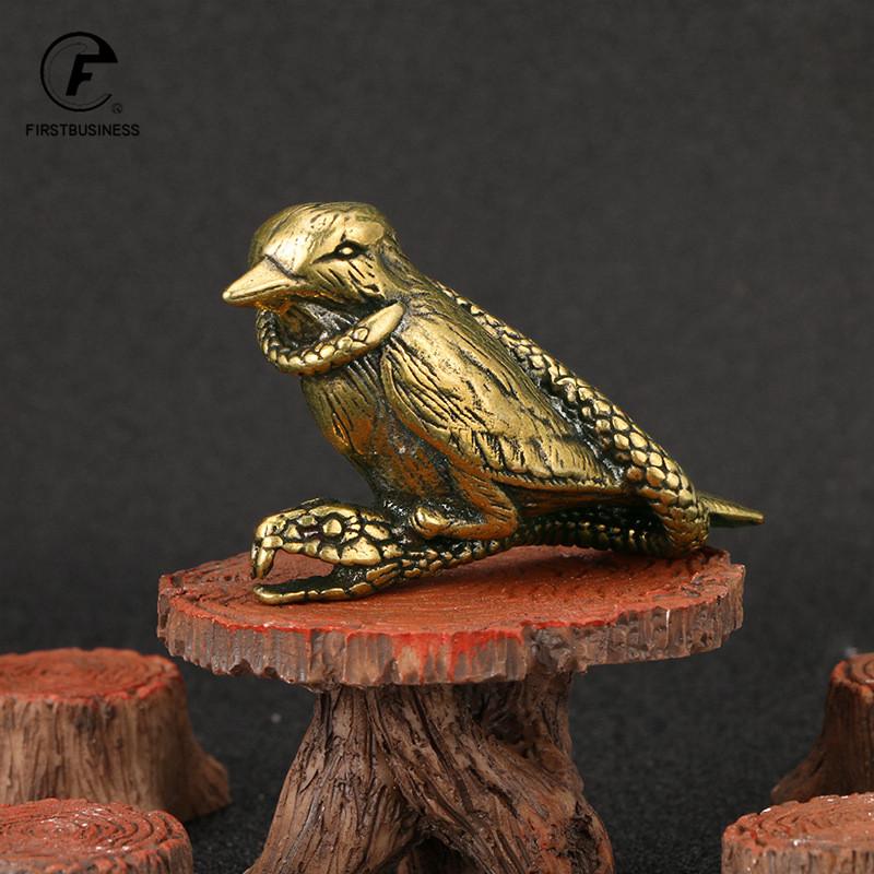 Vintage Brass Vicious Snake Wrapped Around Bird Small Statue Desktop Creative Ornaments Animal Figurines Toy Crafts Decorations