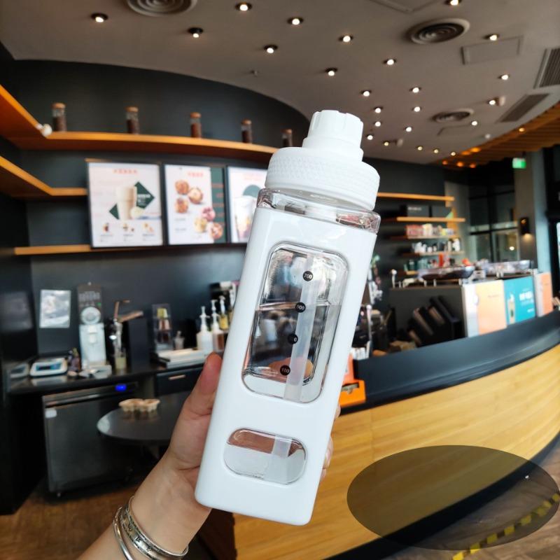 

1 шт. Креативный стакан для воды большой емкости для улицы, современный простой портативный пластиковый стакан, устойчивый к высоким температурам, квадратный стакан с двойными стенками