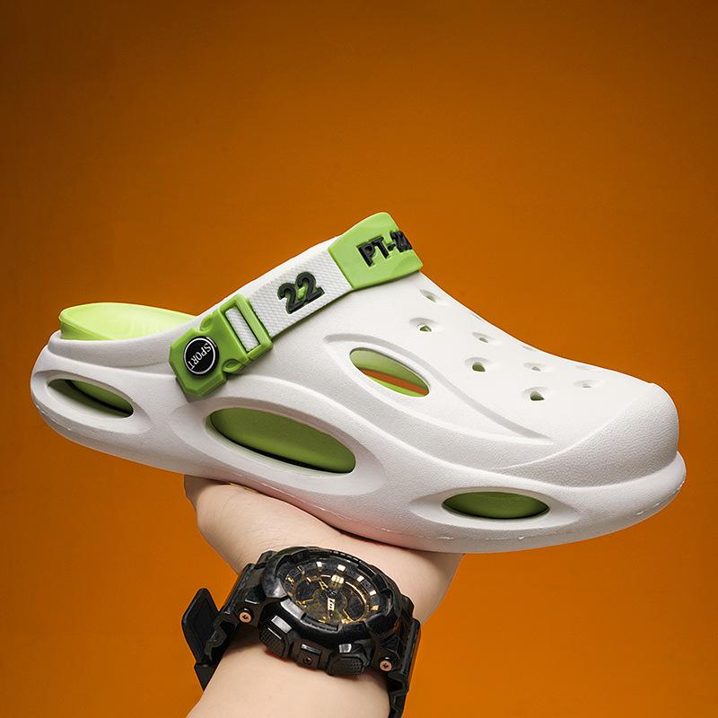 Sandals men's hole shoes light breathable beach shoes driving casual two wear slippers men's bag head shoes