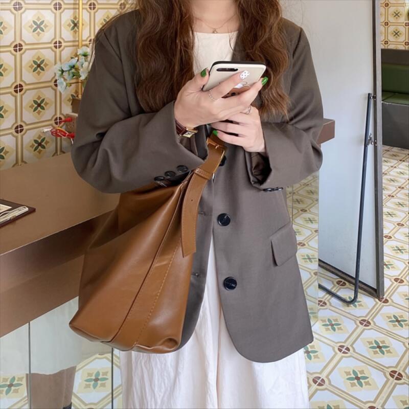 Women's Bags Tote Bags Fashion Shoulder Bags Soft Leather Leisure Versatile High Capacity Korean Retro Solid Color Crossbody Bag