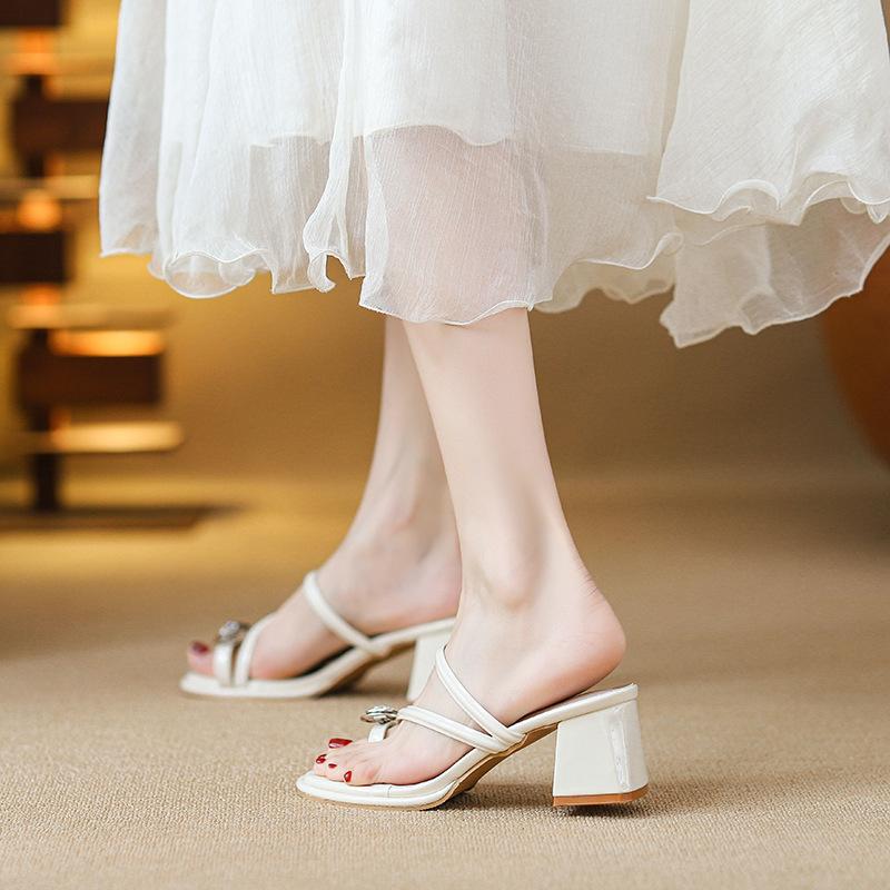 Rhinestone set of toe slippers for women to wear summer new versatile thick heel thin strap square head word with cool slippers