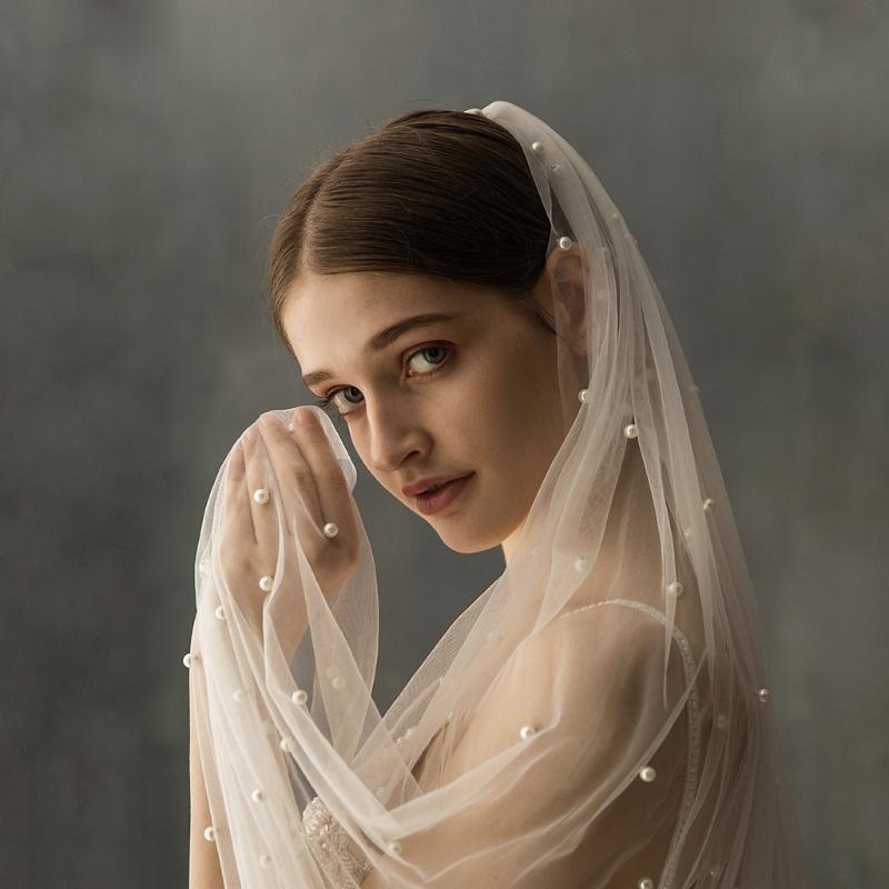 Wedding Bridal Veil with Comb One Layer Pearls Adornment Cut Edge Elbow/Fingertip/Cathedral Length Tulle Sheer Veils