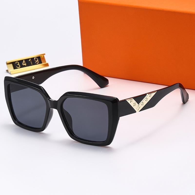 Retro V brand square large frame sunglasses new European and American fashion personality modern catwalk sunglasses