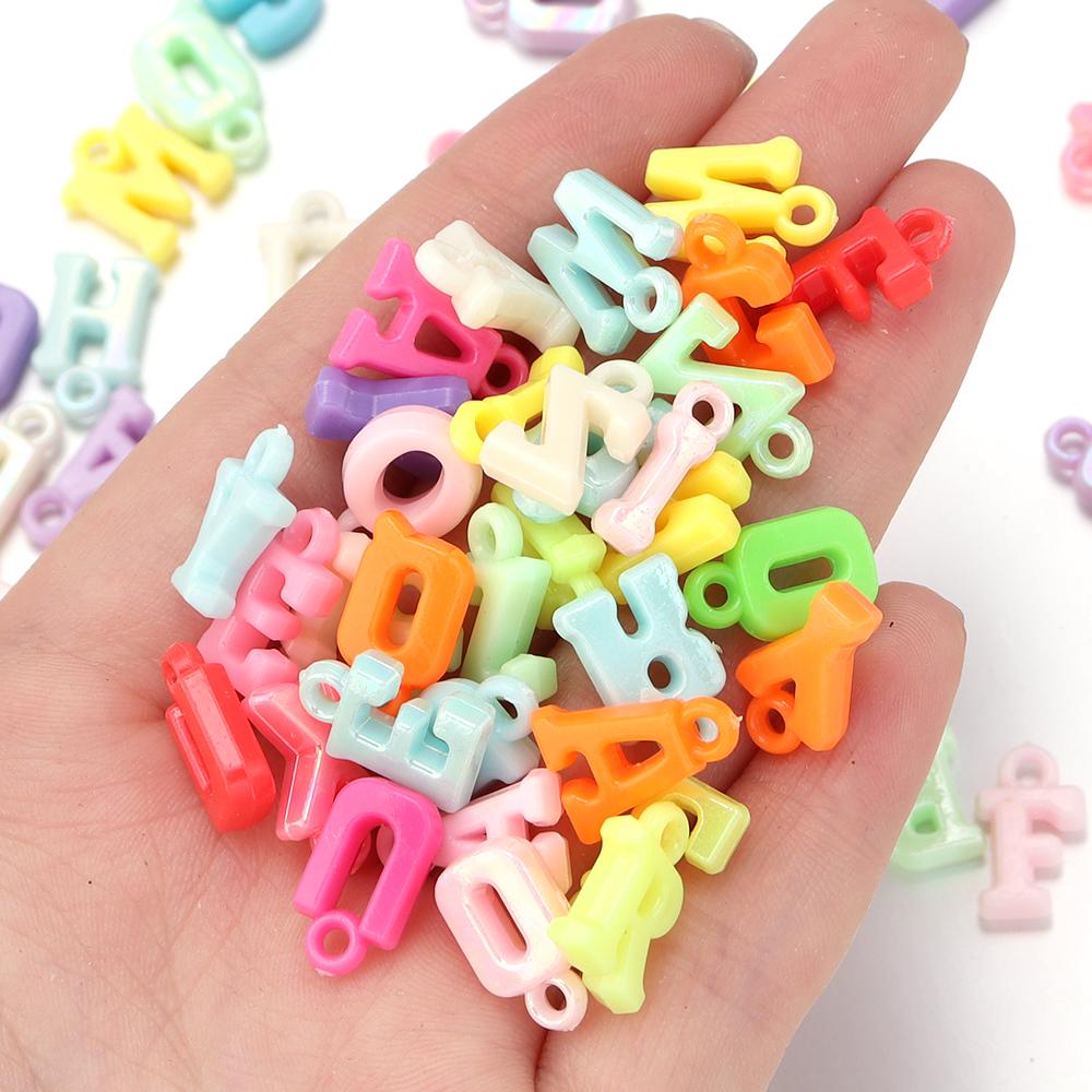 100pcs Plastic Color A-Z Letter Charms Bead Mixed Single Alphabet Pendants for DIY Bracelet Earring Necklace Jewelry Accessories